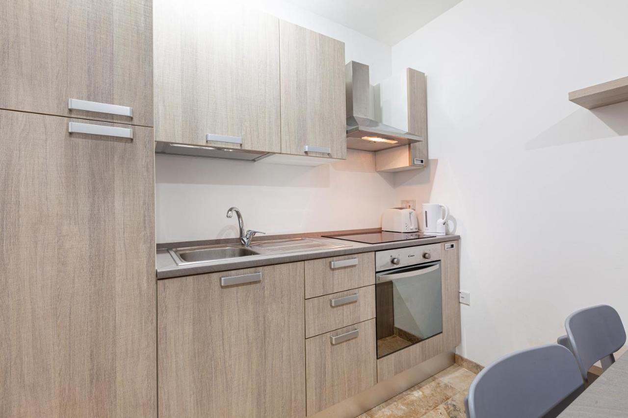 Designer Home With Comfy Sofa In Central Valletta By 360 Estates Ngoại thất bức ảnh